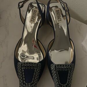 Badgley Mischka Embellished Heels Size 8.5